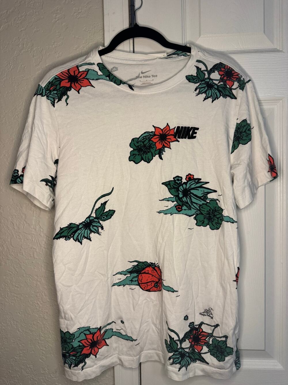 Women’s Nike Floral TShirt